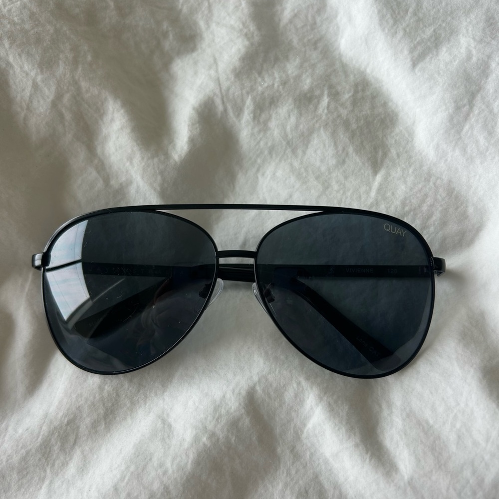 Quay Australia Black Aviator Sunglasses